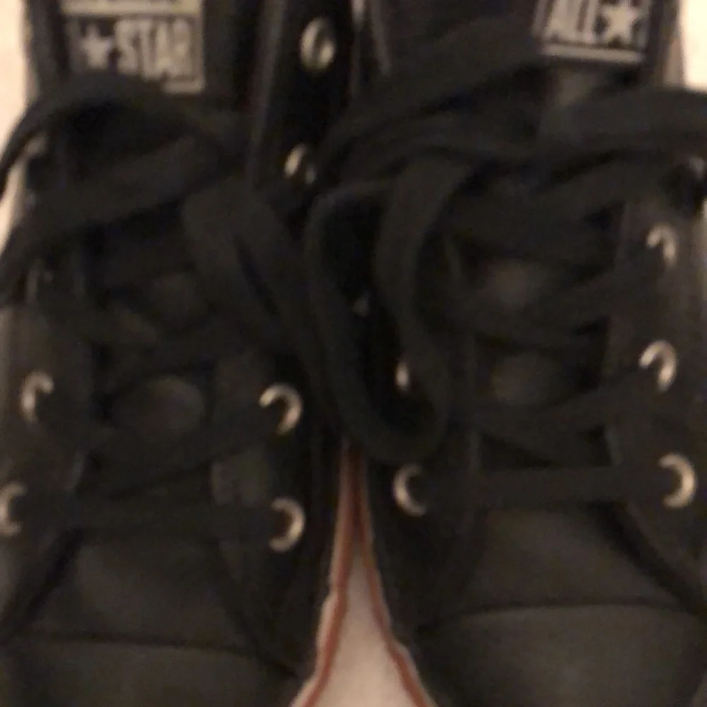 CONVERSE ALL STAR LEATHER SNEAKERS KIDS-BOYS-SIZE 3